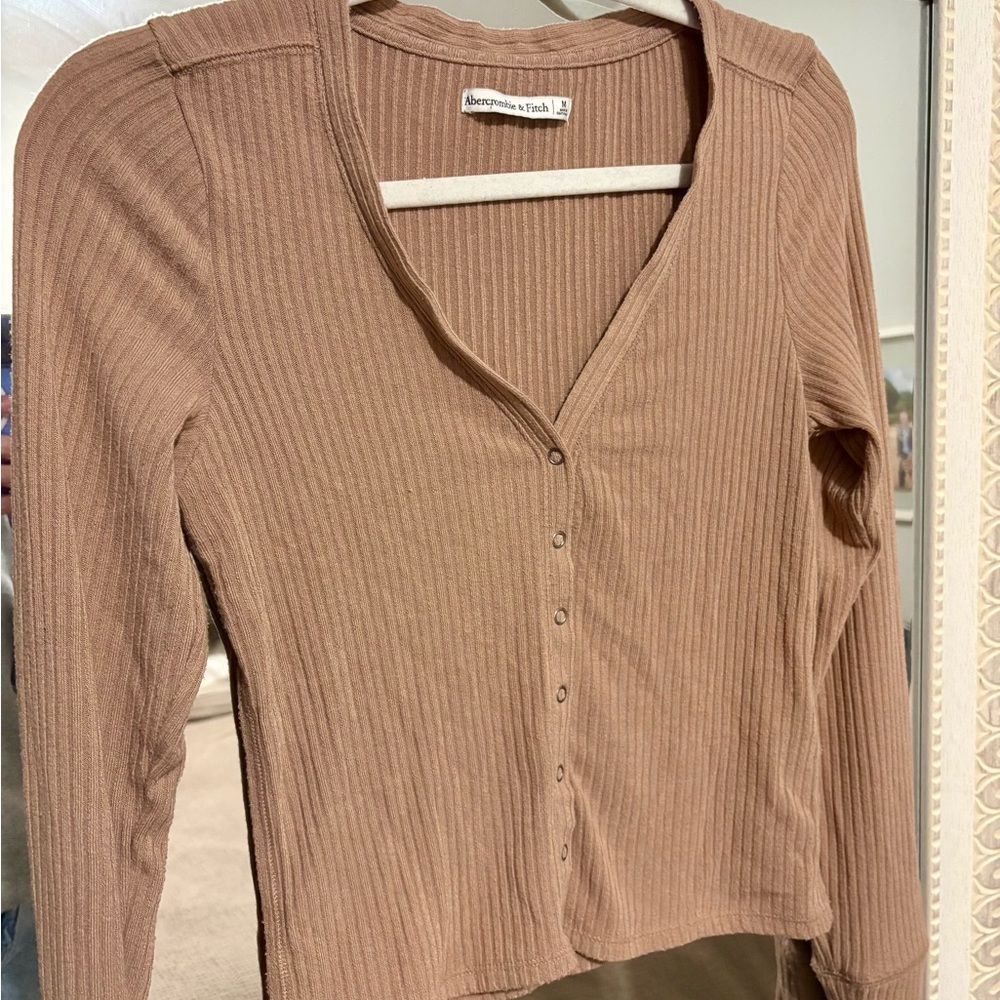 Abercrombie & Fitch Ribbed Button Front Sweater